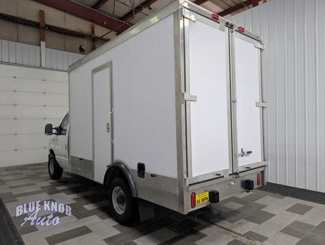 ford e-series cutaway 2024 1FDWE3FN1RDD04374 image ford e-series cutaway 2024 1FDWE3FN1RDD04374 image